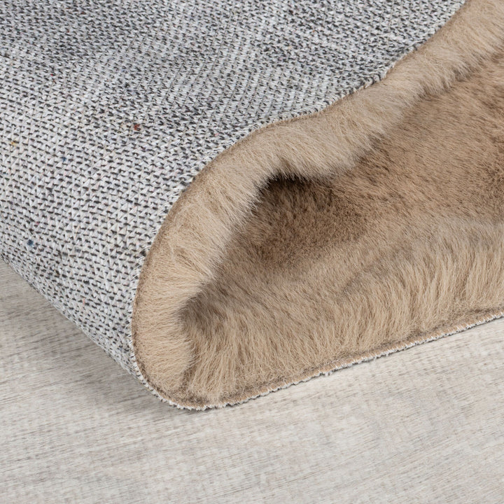 #couleur_taupe